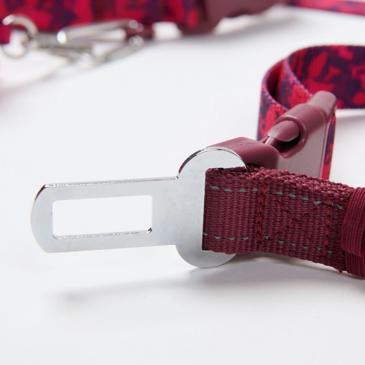 Multipurpose Seatbelt Handsfree Leash & Poop Bag Holder Set - Fuchsia Camo